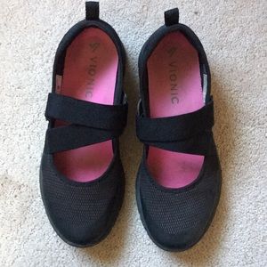 Vionic Women’s “Pace”